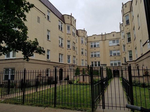 5735 N Kimball Avenue Unit: 3D