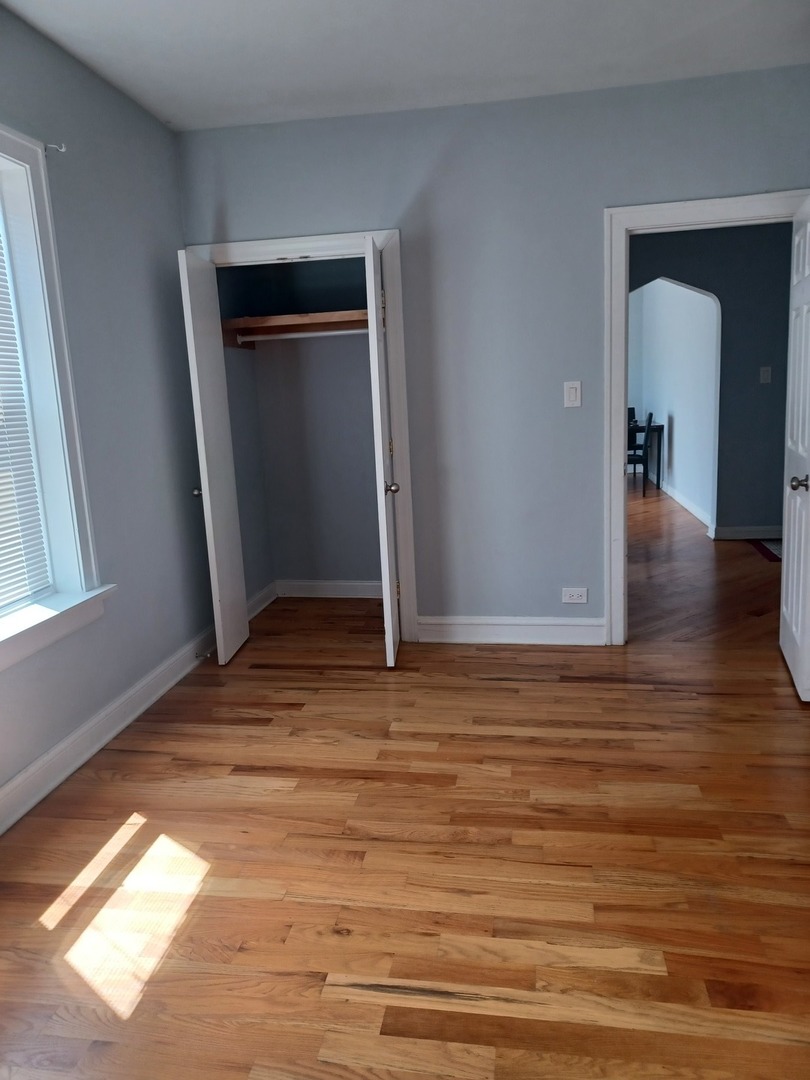 5735 N Kimball Avenue Unit: 3D