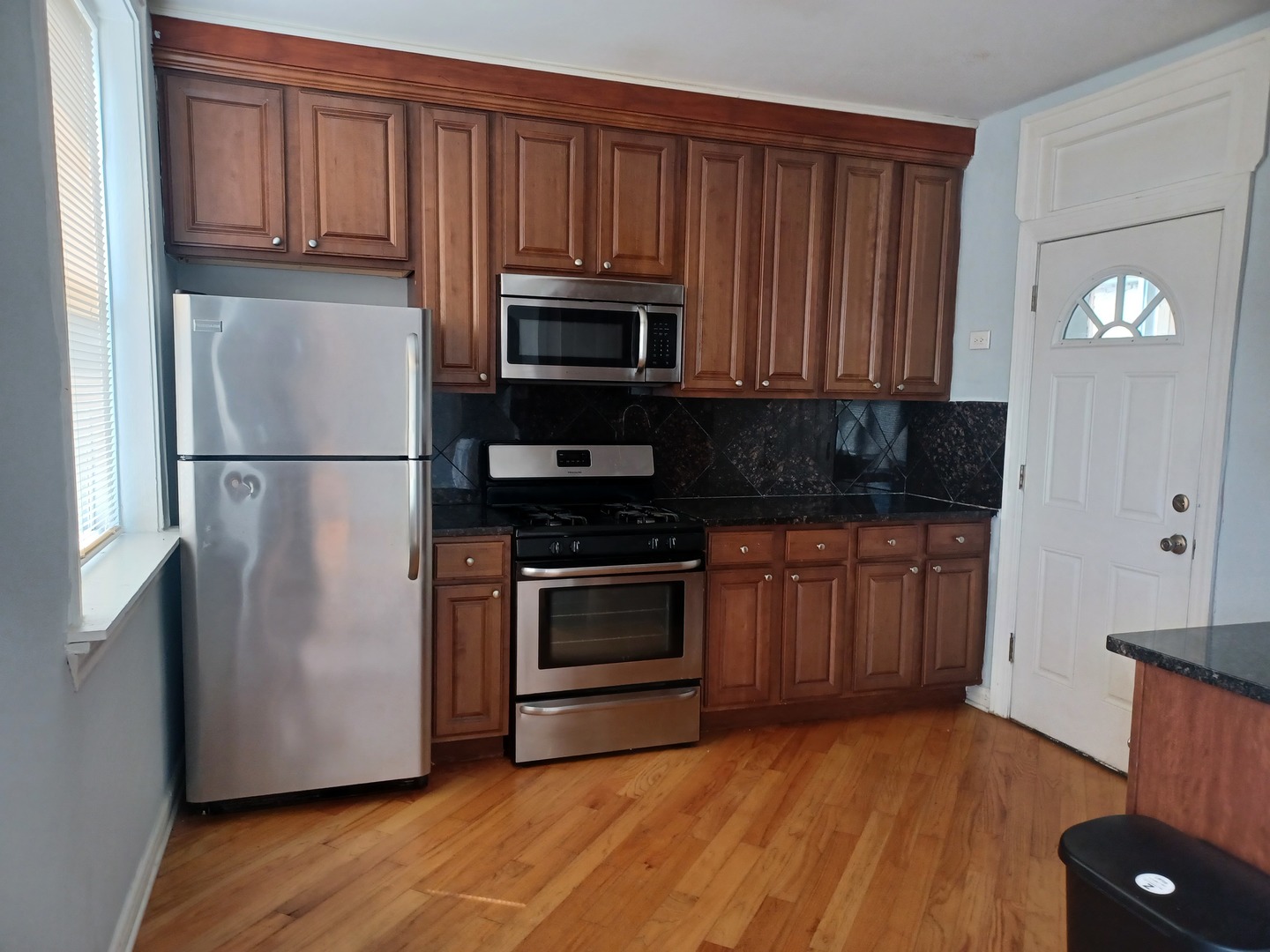 5735 N Kimball Avenue Unit: 3D