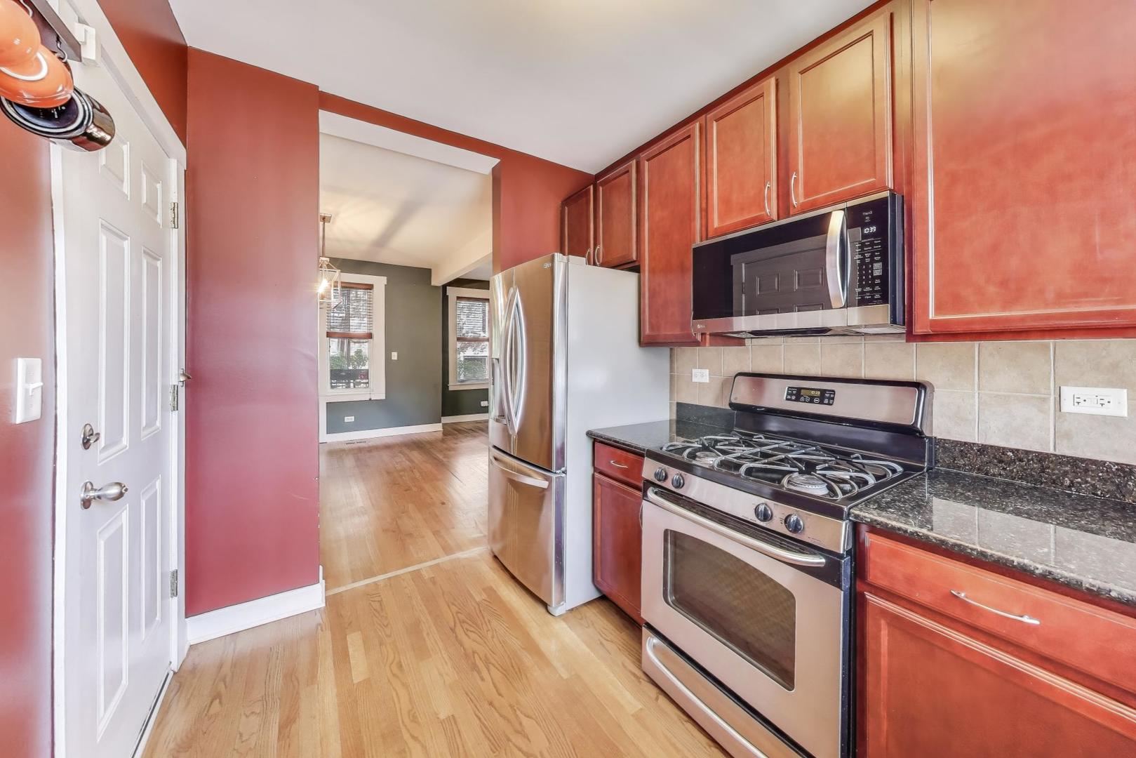 5913 N Paulina Street Unit: 1W