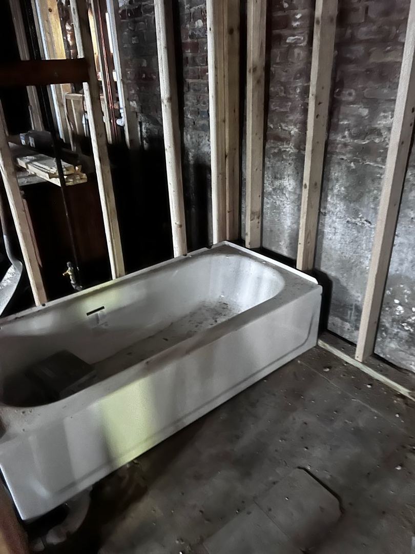 7513 S Langley Avenue S