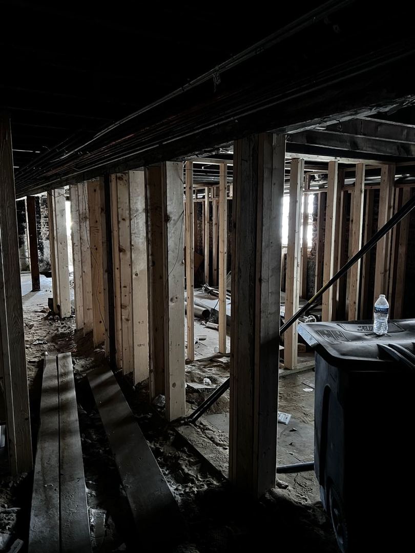 7513 S Langley Avenue S