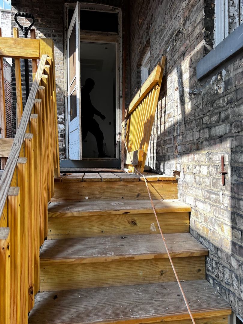 7513 S Langley Avenue S