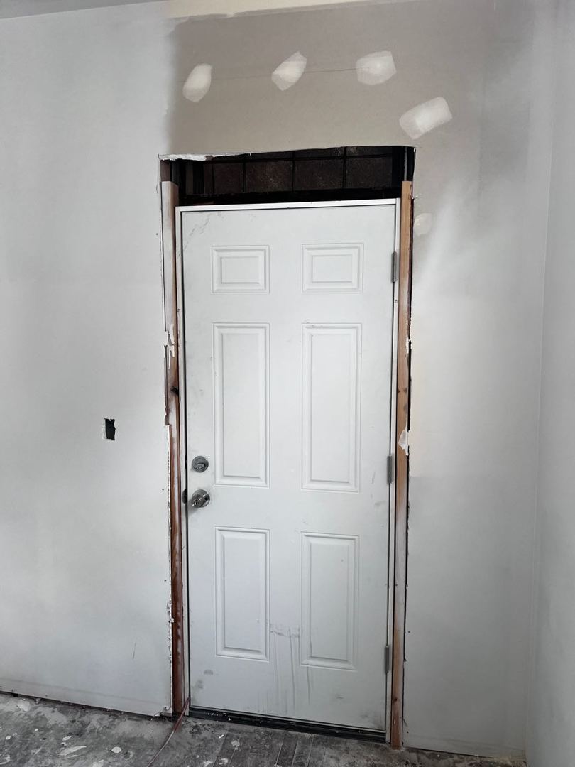 7513 S Langley Avenue S