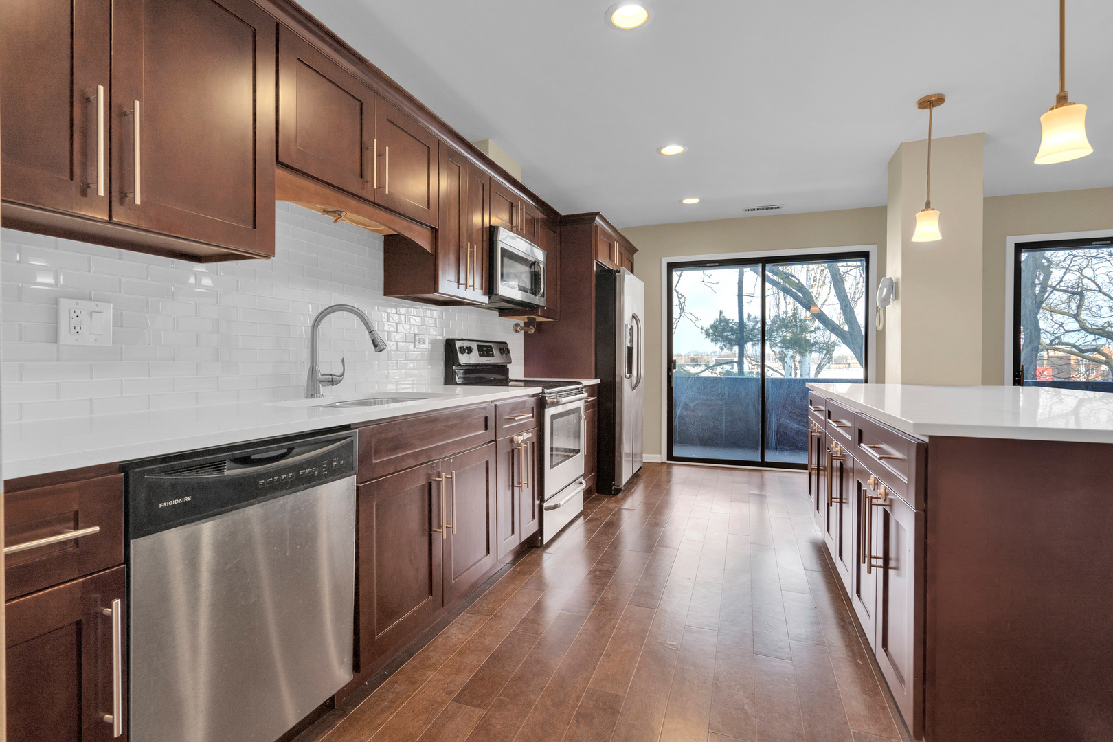 9242 Gross Point Road Unit: 310