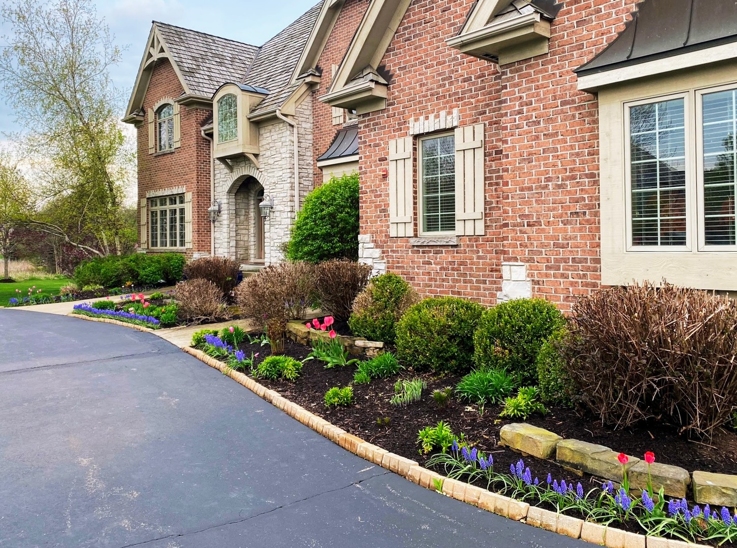 4952 TRILLIUM Trail