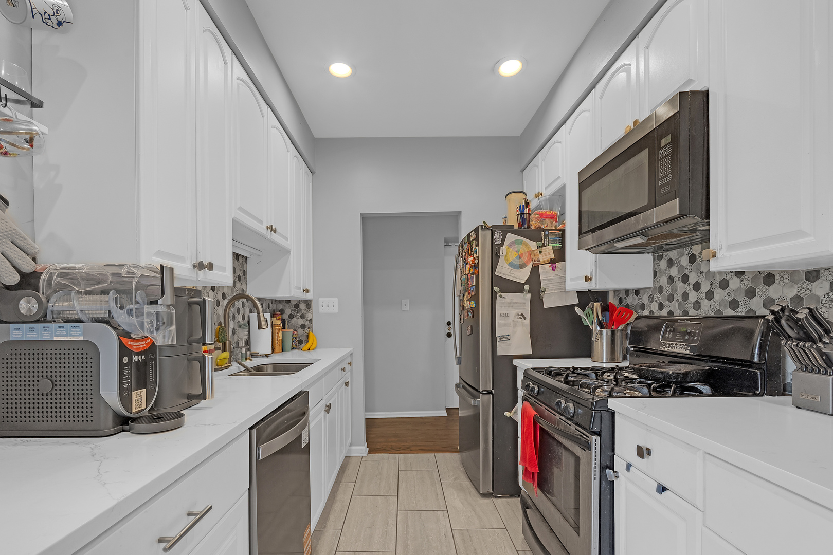 4615 S Michigan Avenue S Unit: 2N