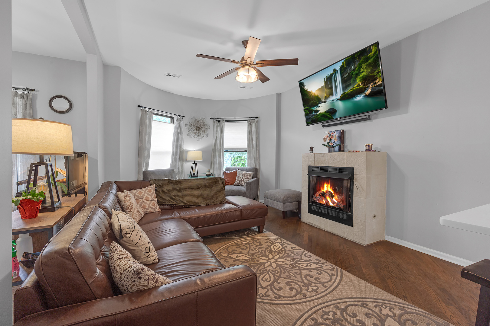 4615 S Michigan Avenue S Unit: 2N