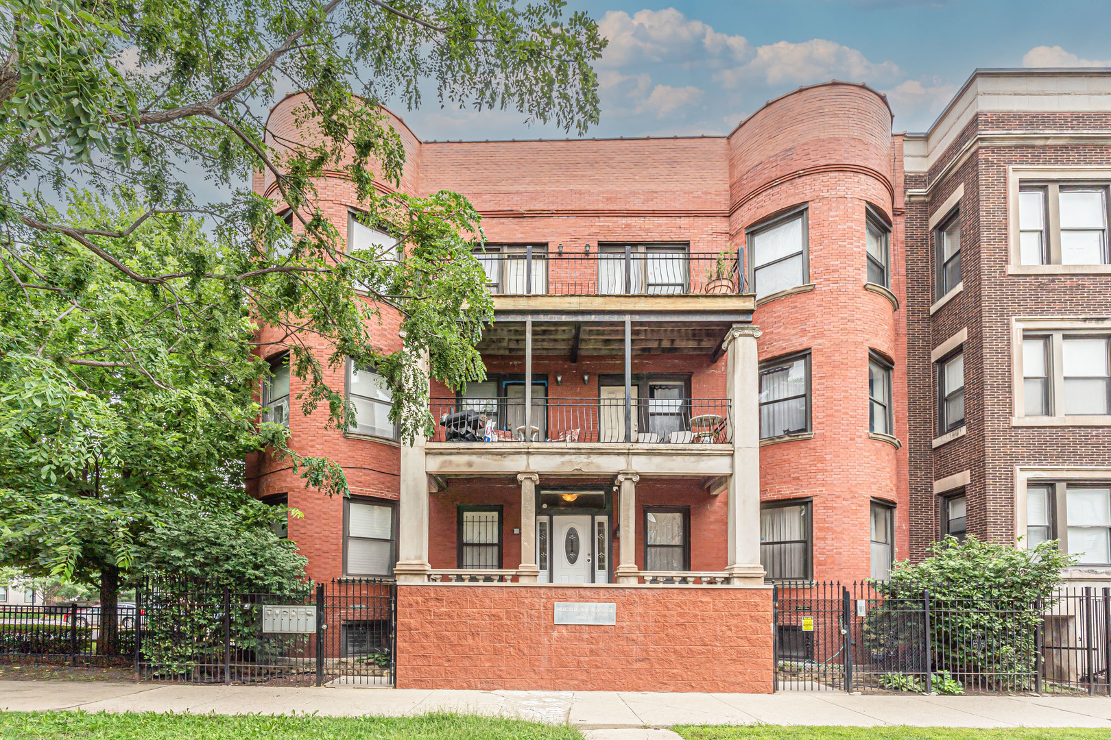 4615 S Michigan Avenue S Unit: 2N