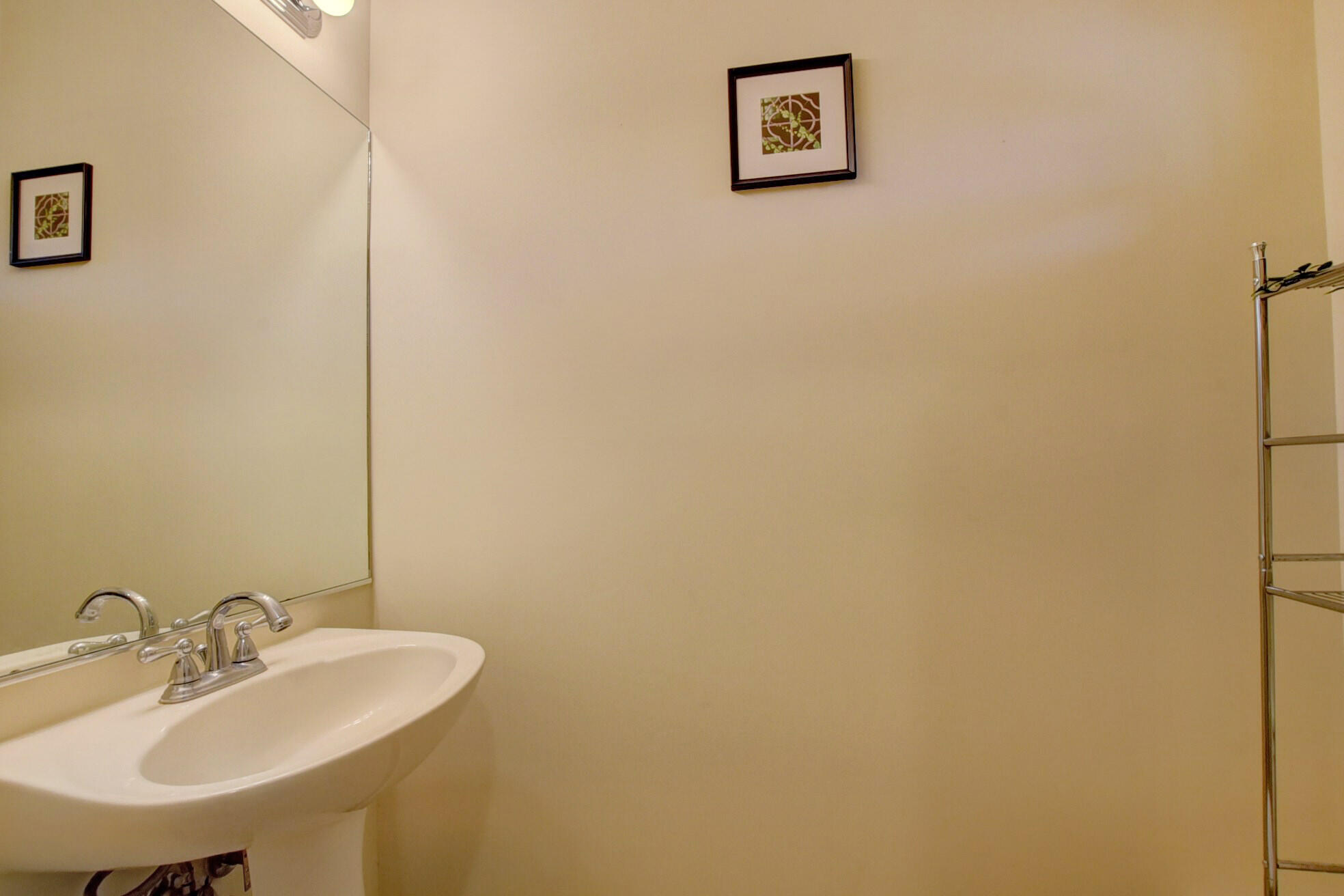 16089 Poppy Seed Circle 2006