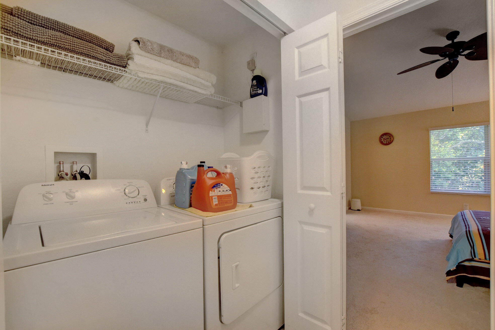 16089 Poppy Seed Circle 2006