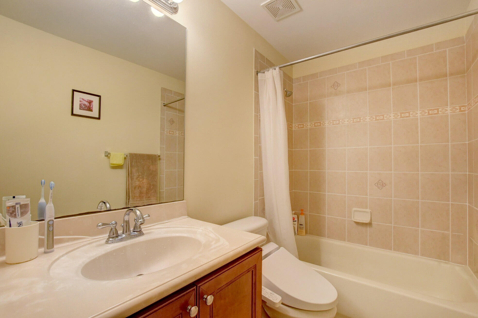 16089 Poppy Seed Circle 2006