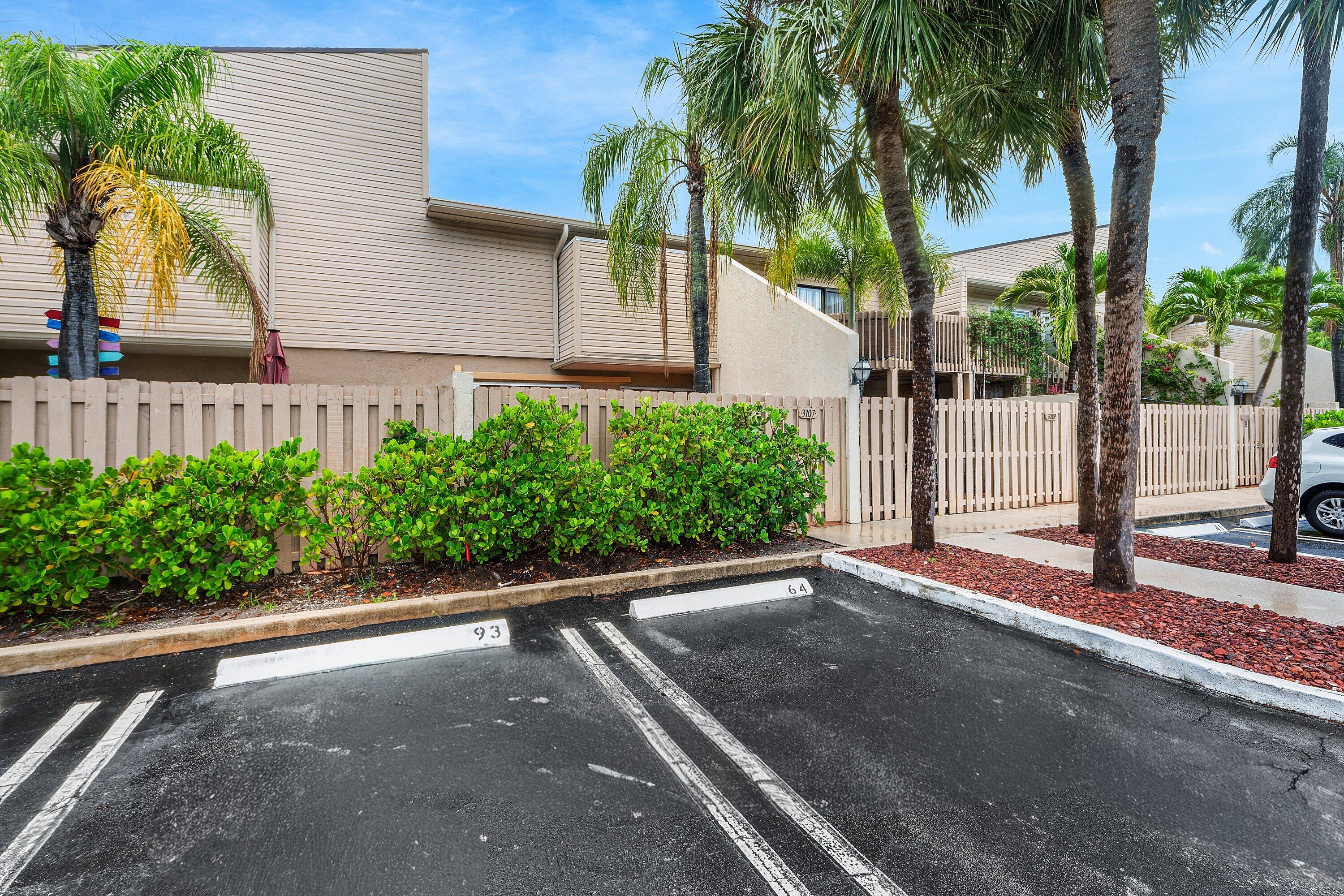 612 Executive Center Drive 107