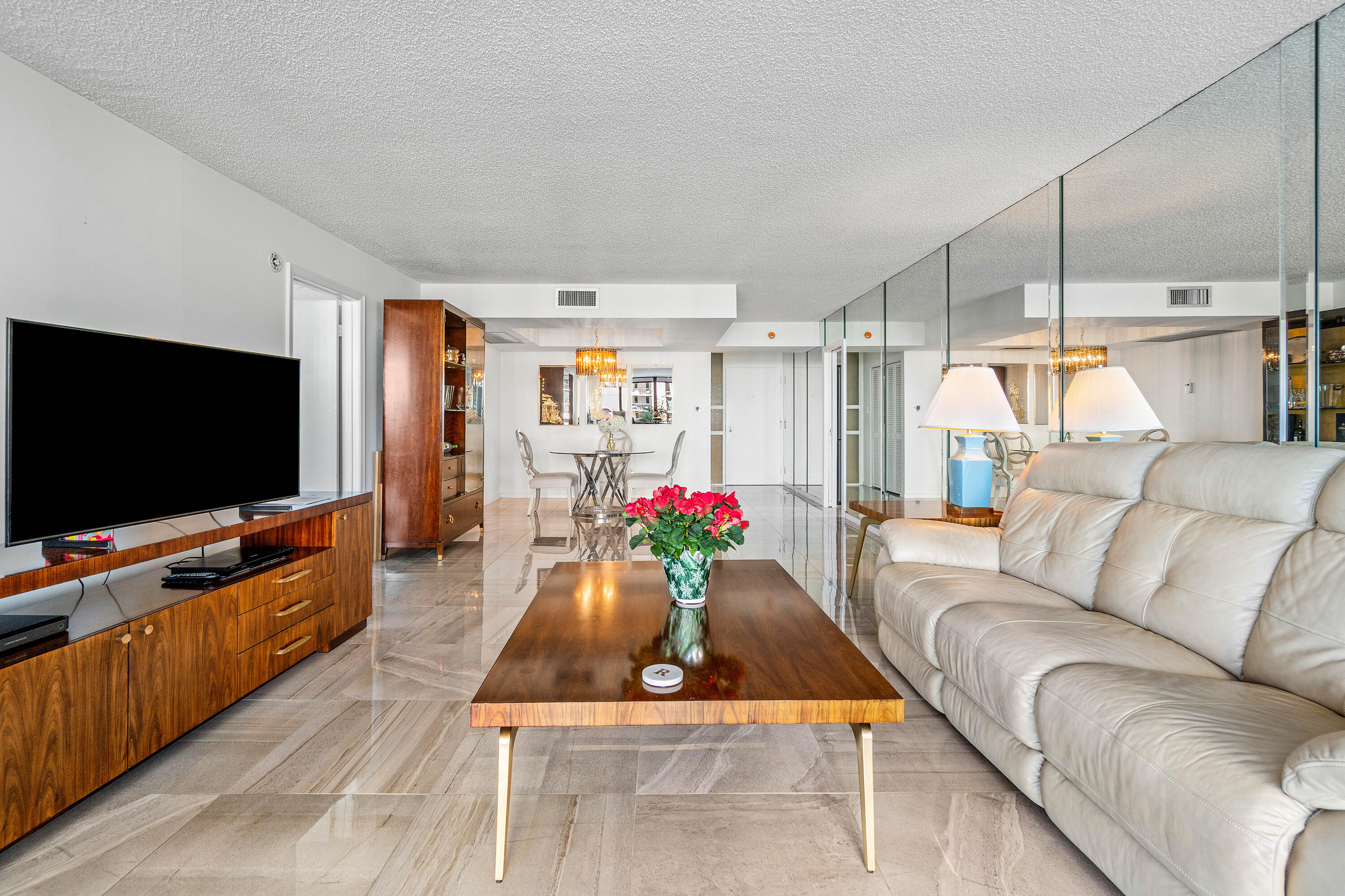 5380 N Ocean Drive 5g