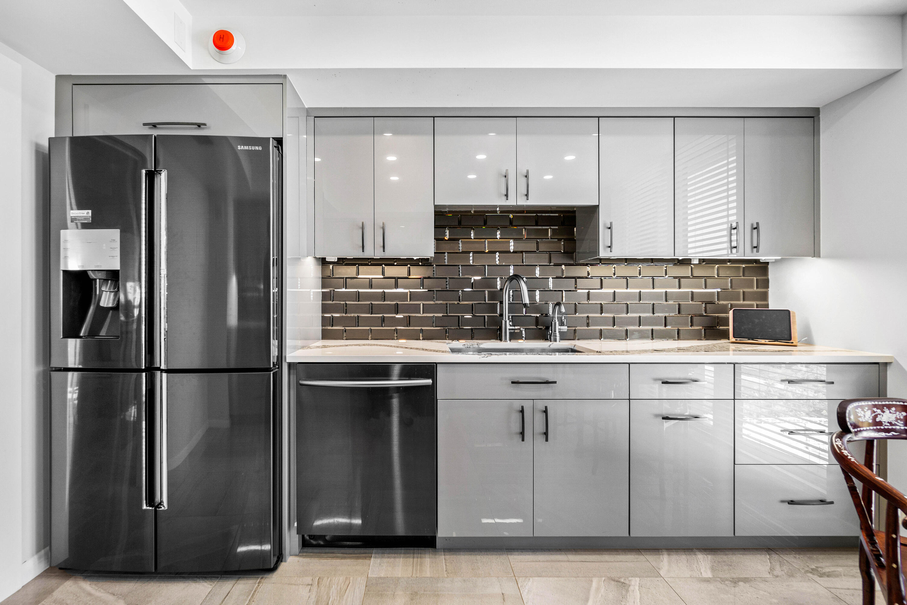 5380 N Ocean Drive 5g
