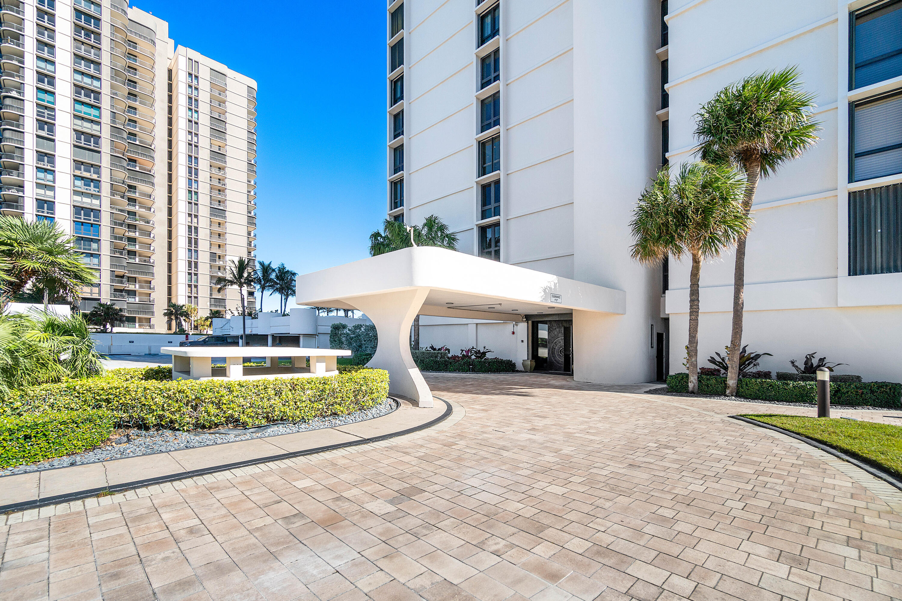 5380 N Ocean Drive 5g