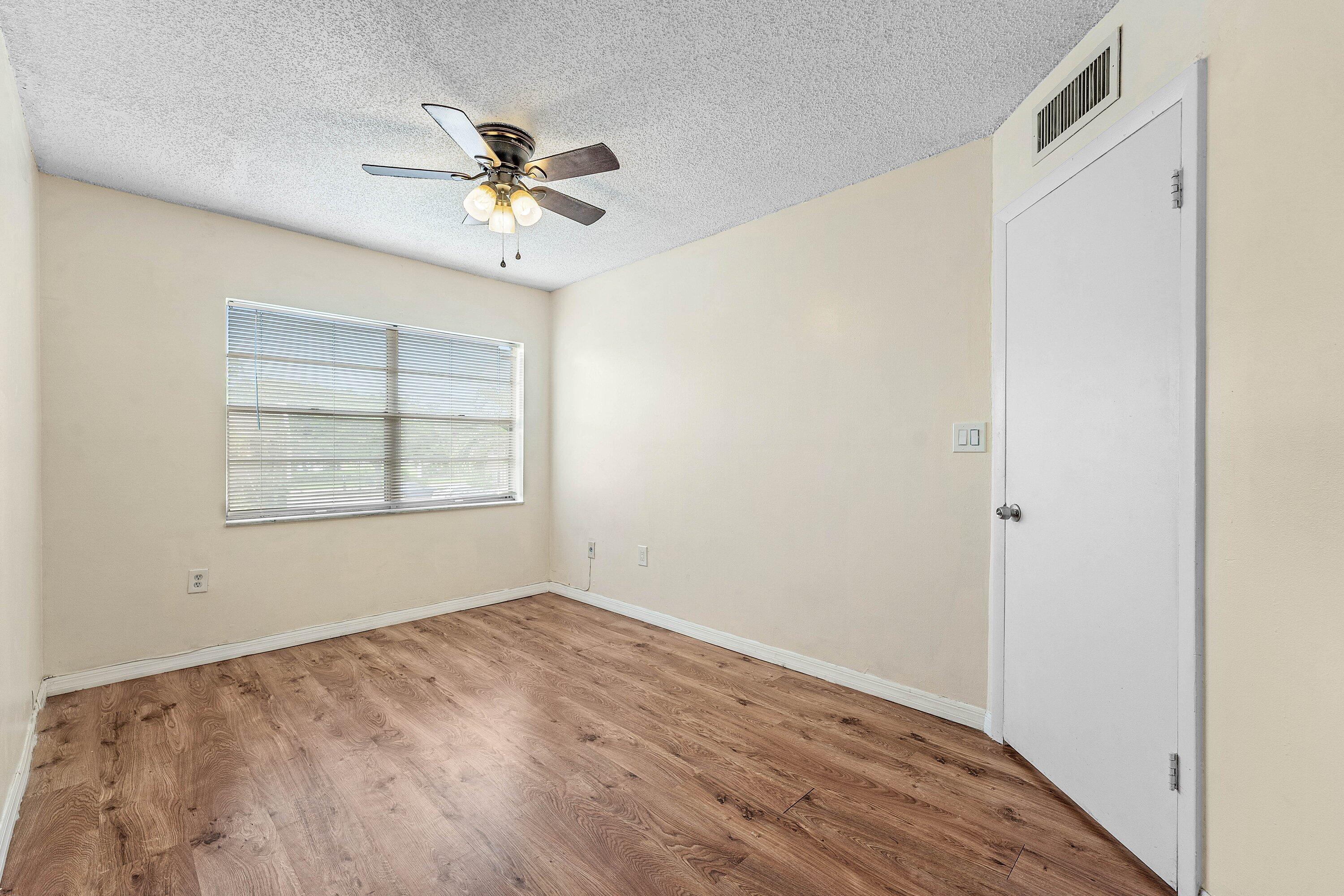 9050 NW 28TH Street 112