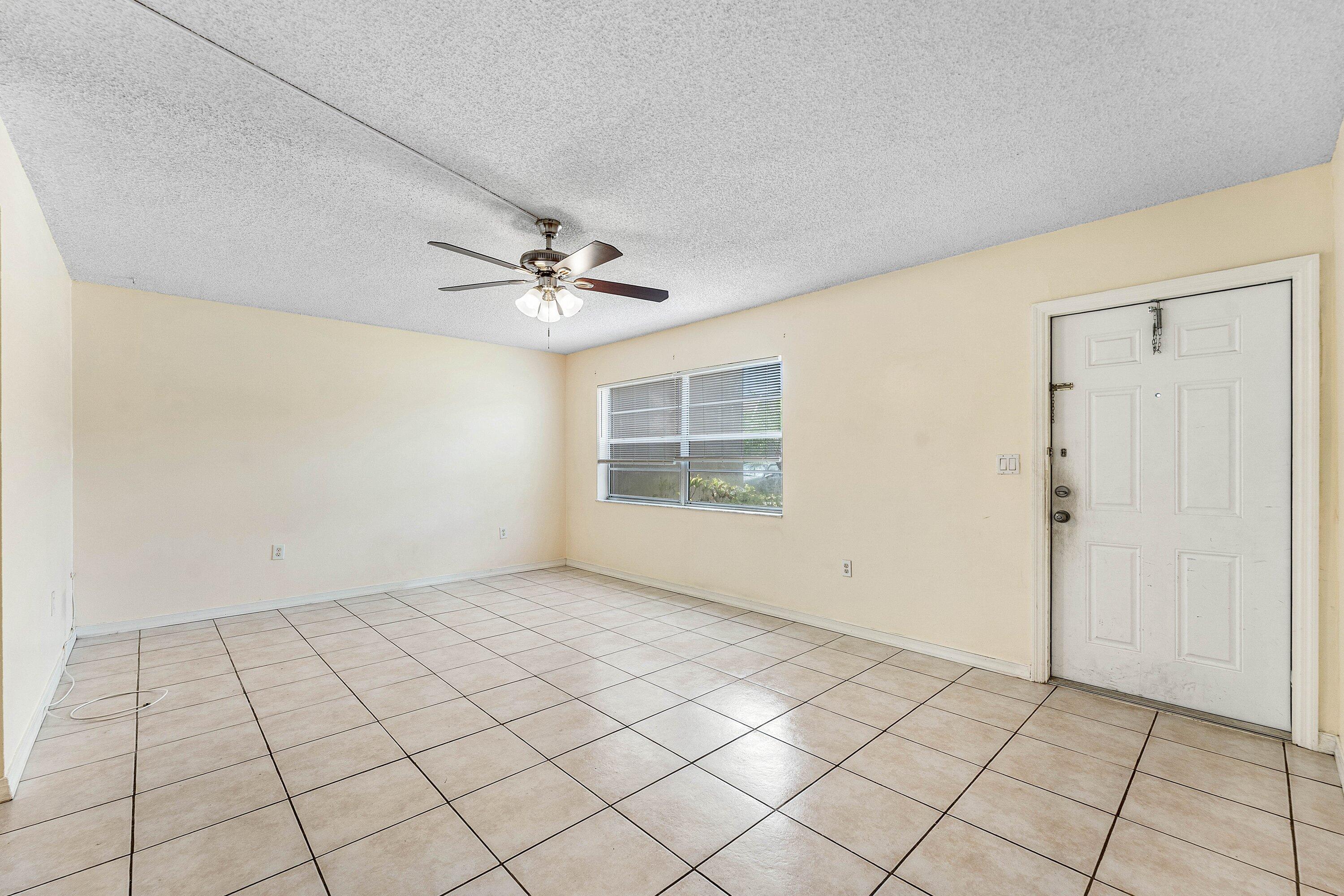 9050 NW 28TH Street 112