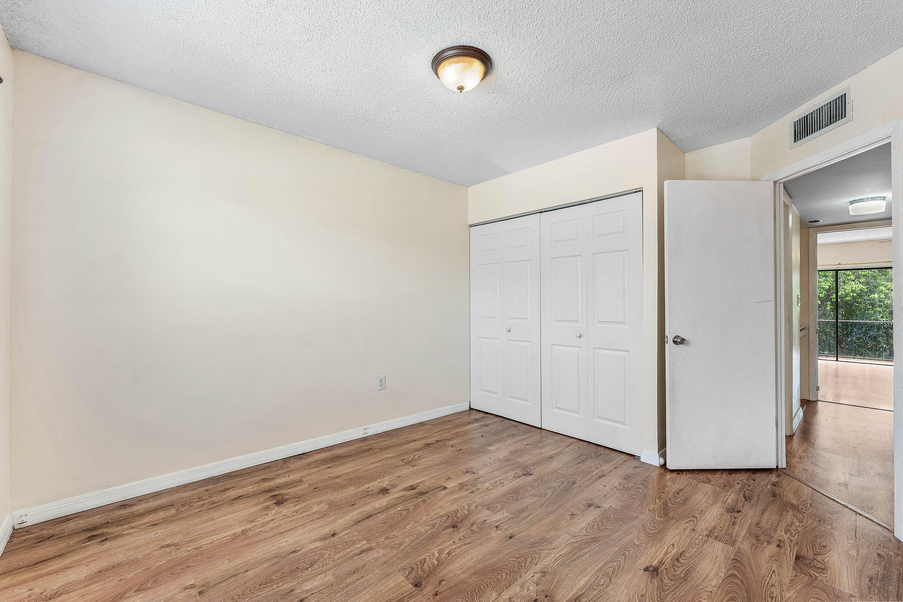 9050 NW 28TH Street 112