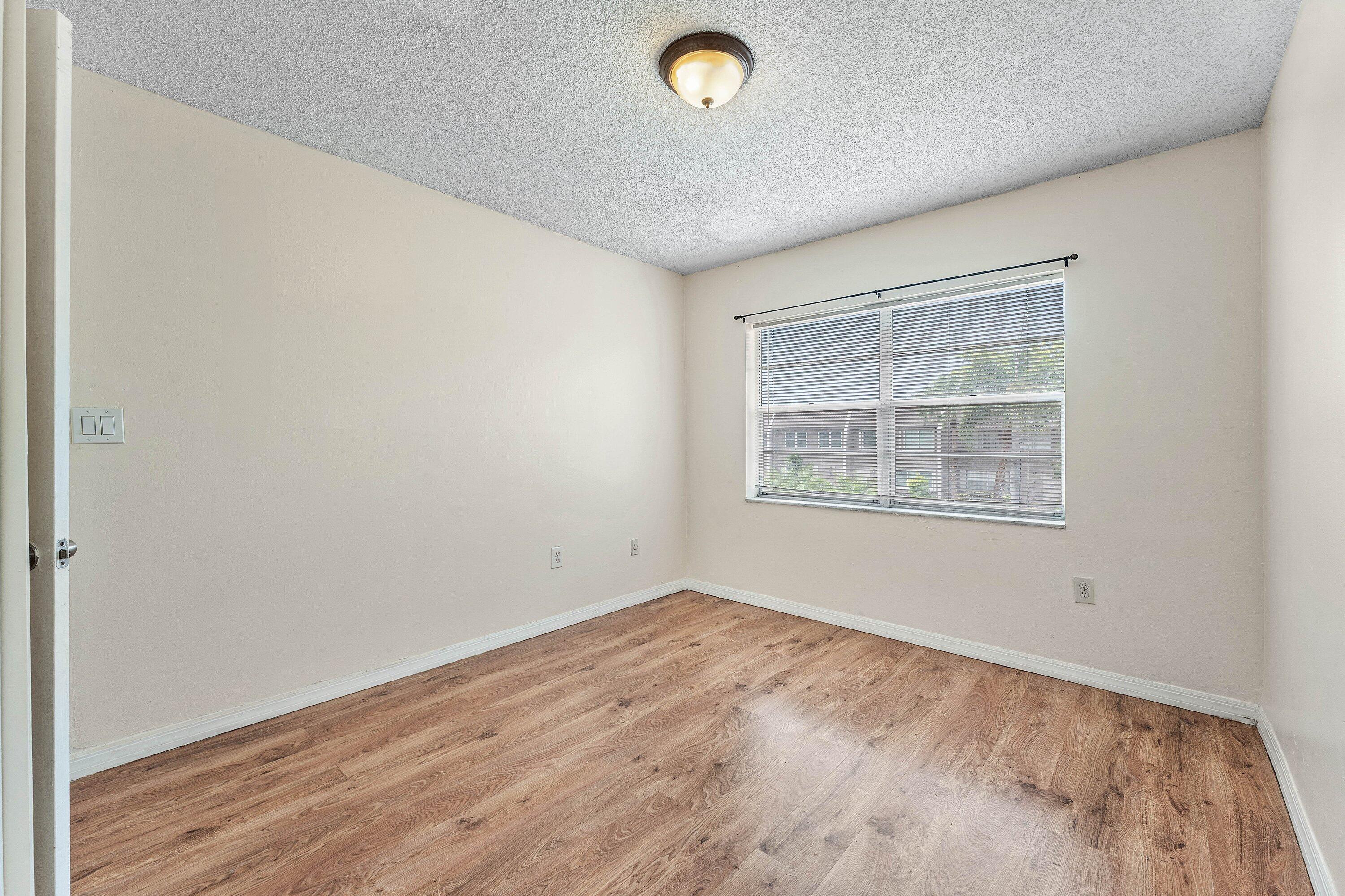 9050 NW 28TH Street 112