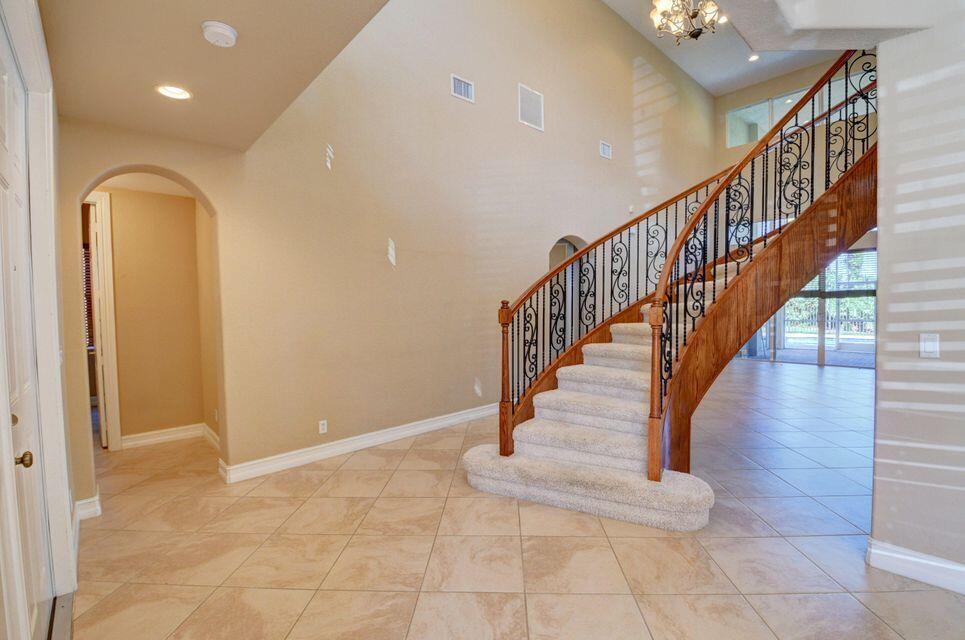 8800 COBBLESTONE POINT Circle
