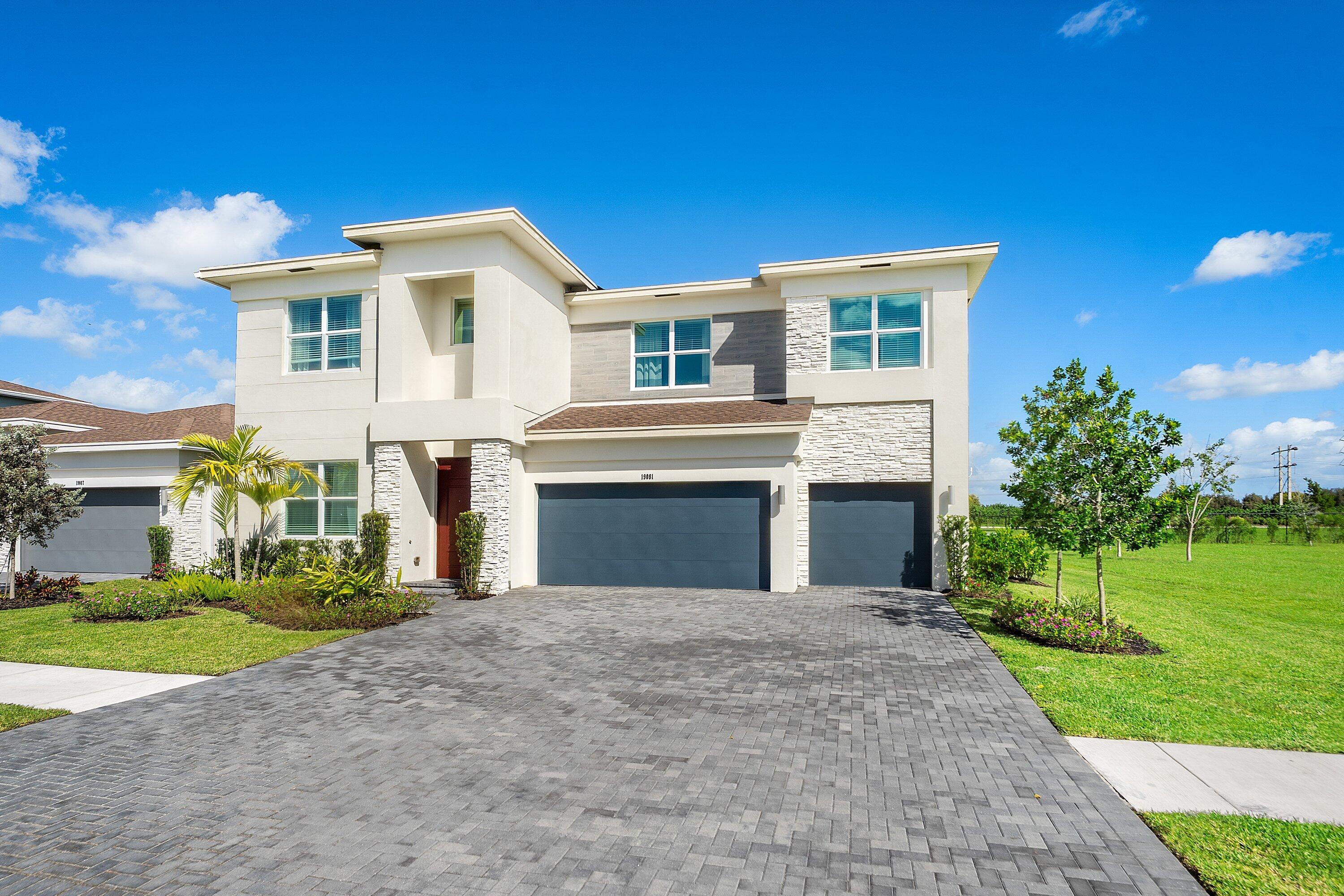 19081 WOOD STORK Way