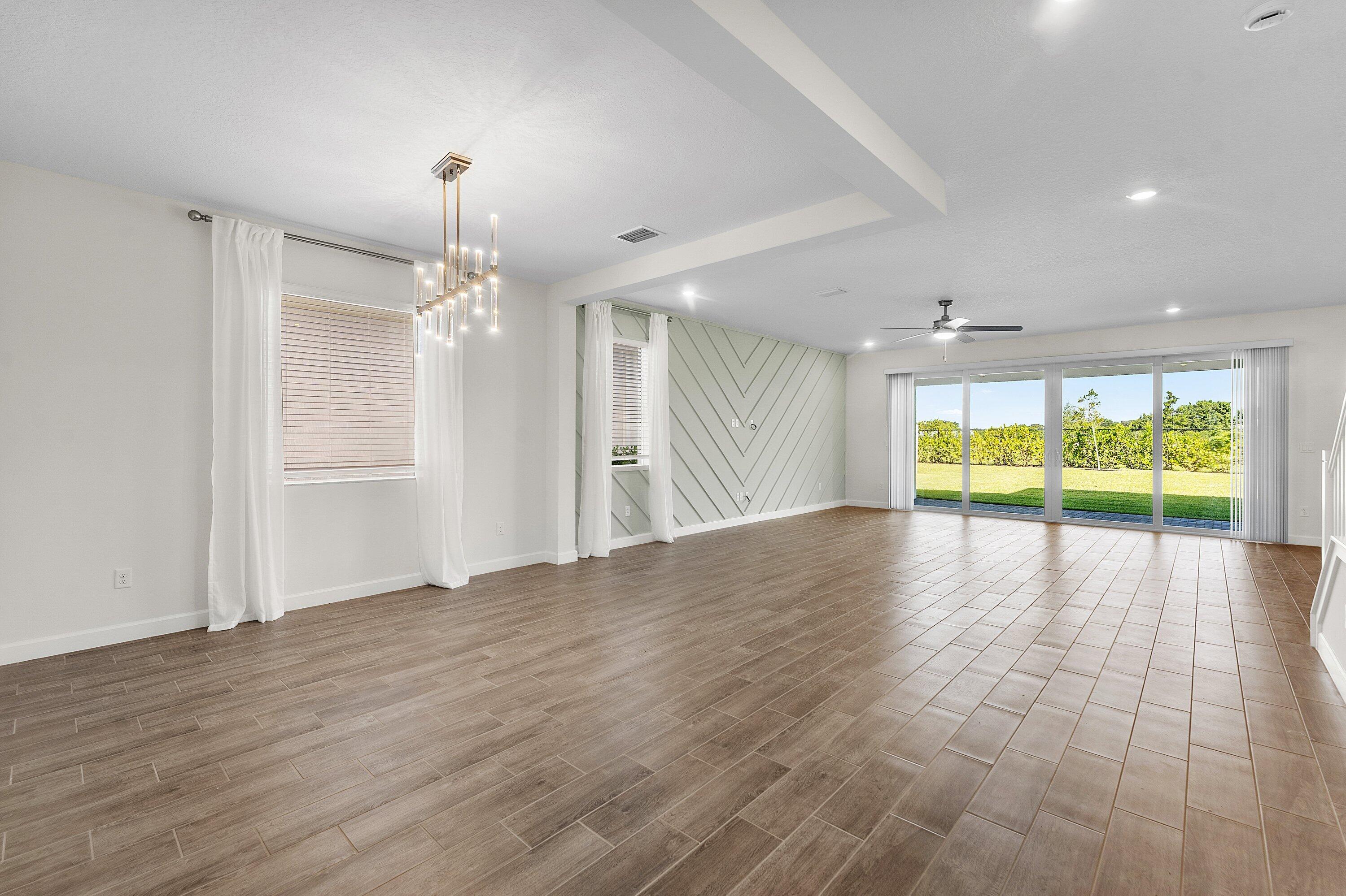19081 WOOD STORK Way