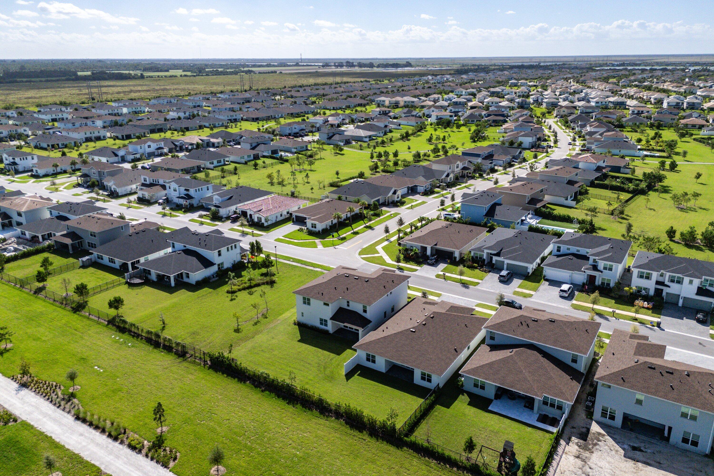 19081 WOOD STORK Way