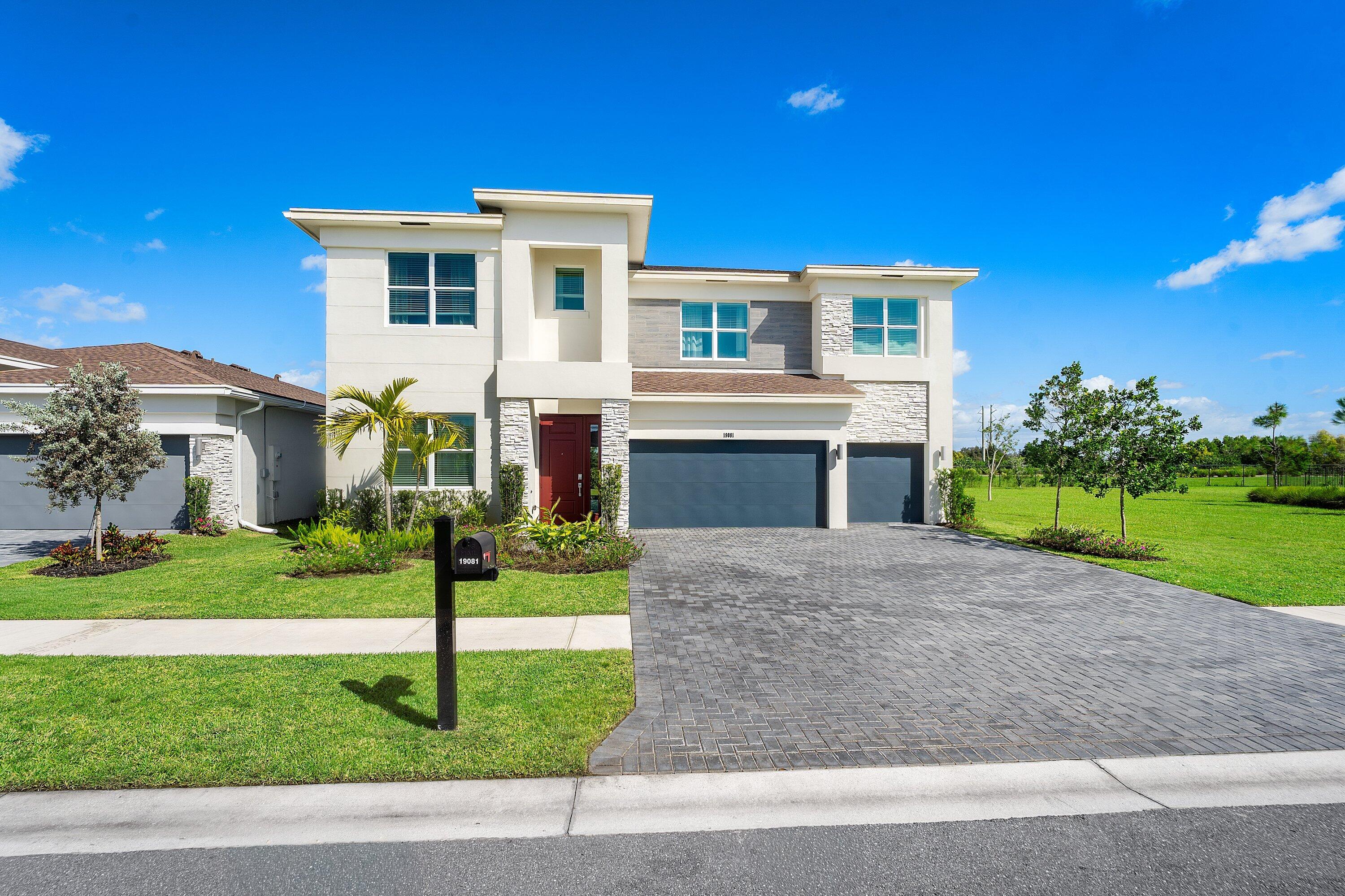19081 WOOD STORK Way
