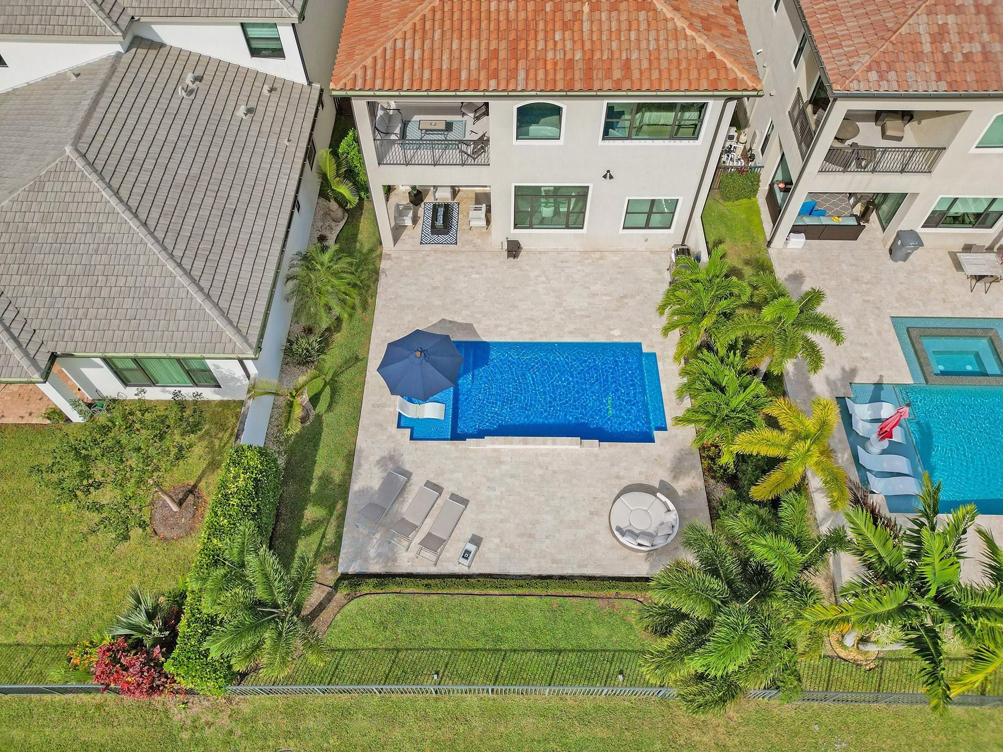 8715 Grand Prix Ln