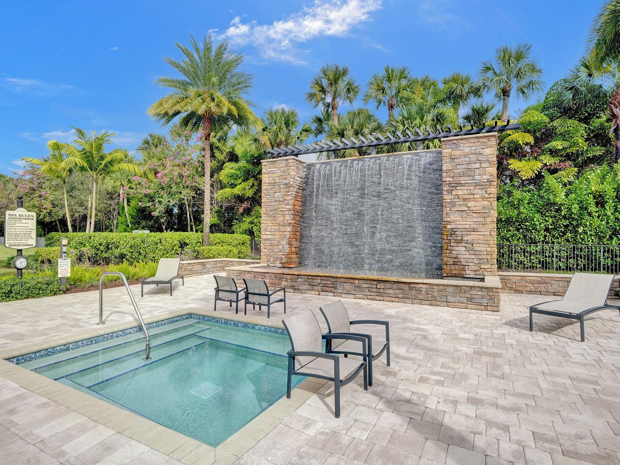 8715 Grand Prix Ln