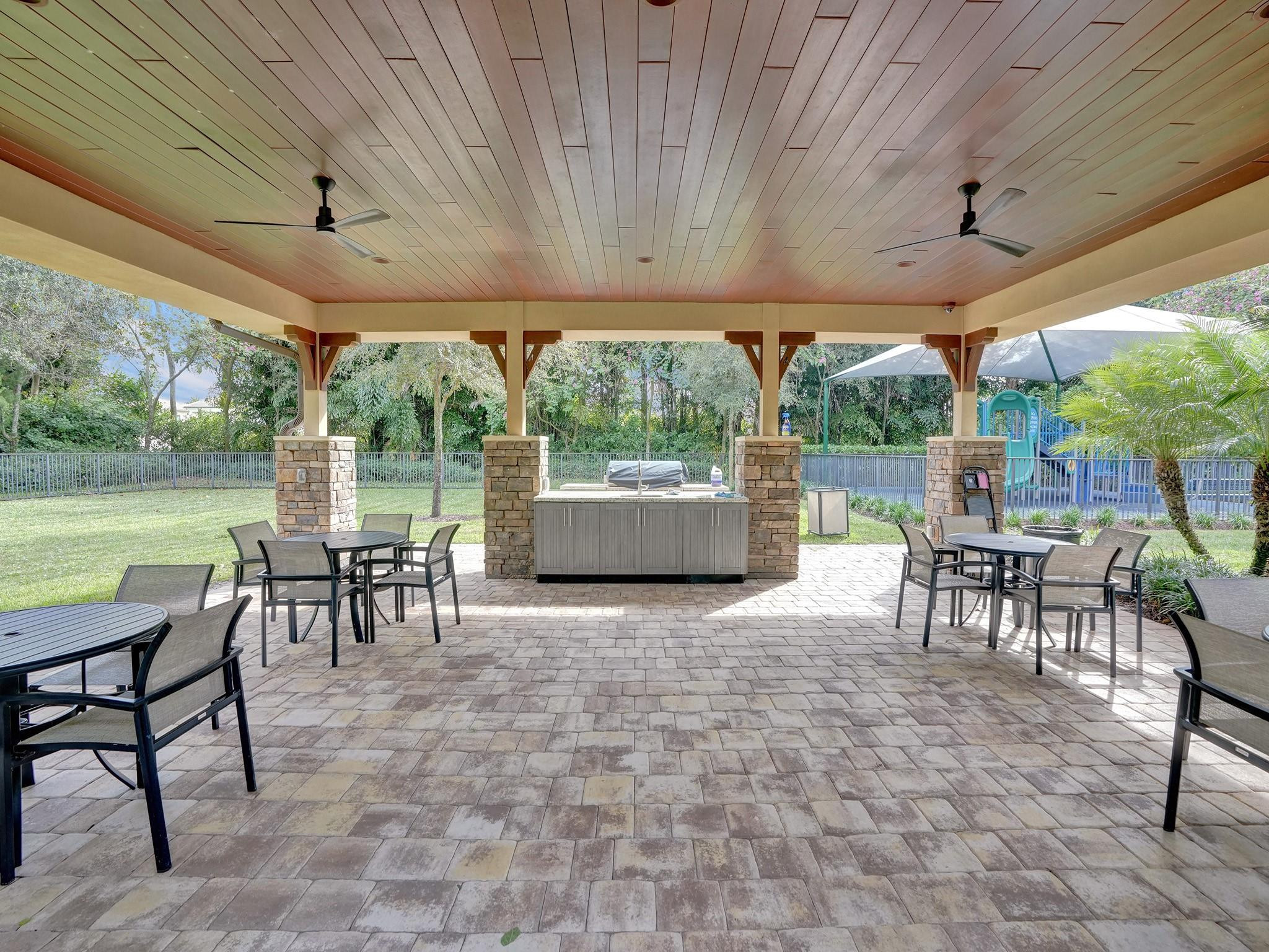 8715 Grand Prix Ln