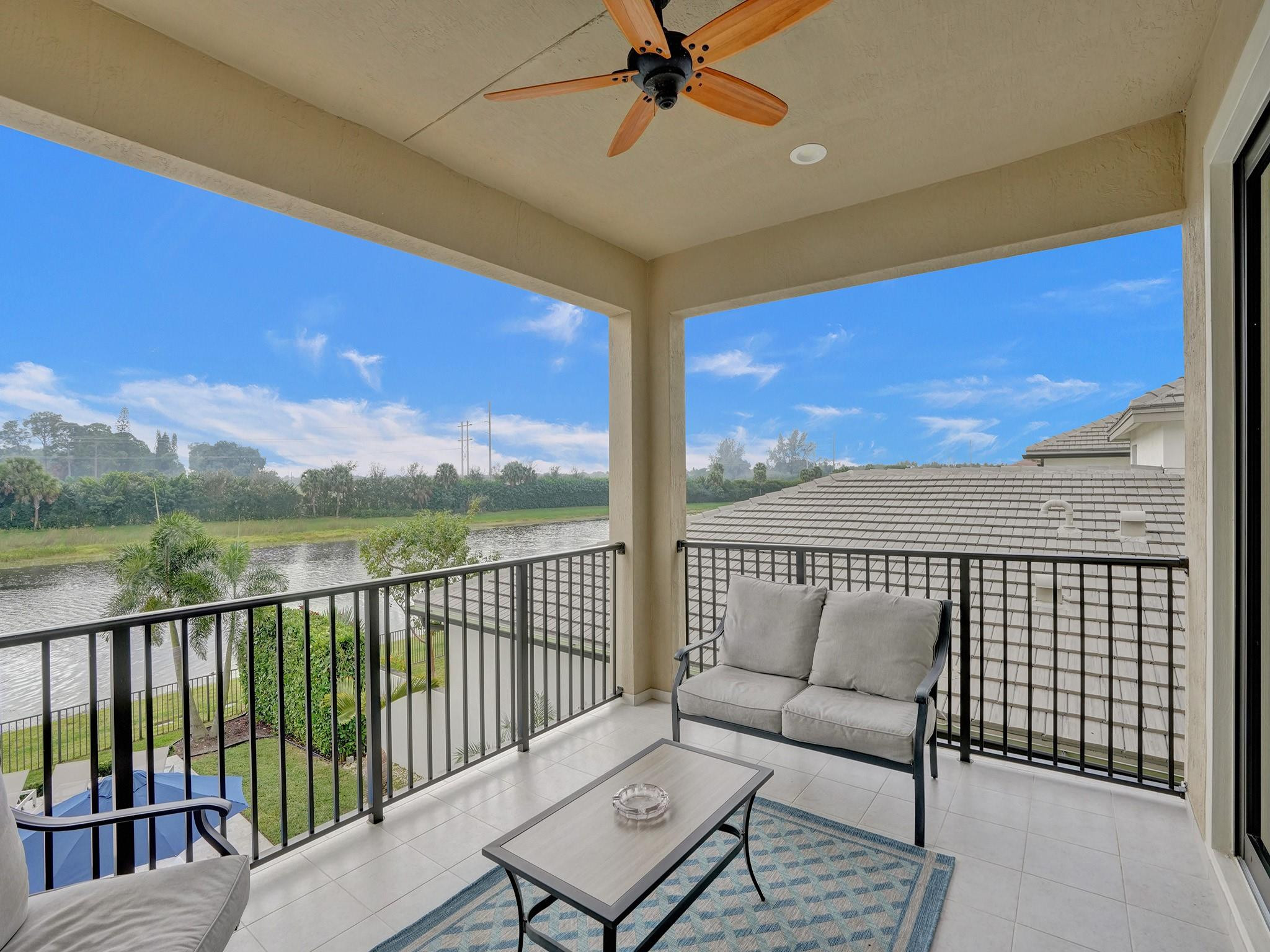 8715 Grand Prix Ln
