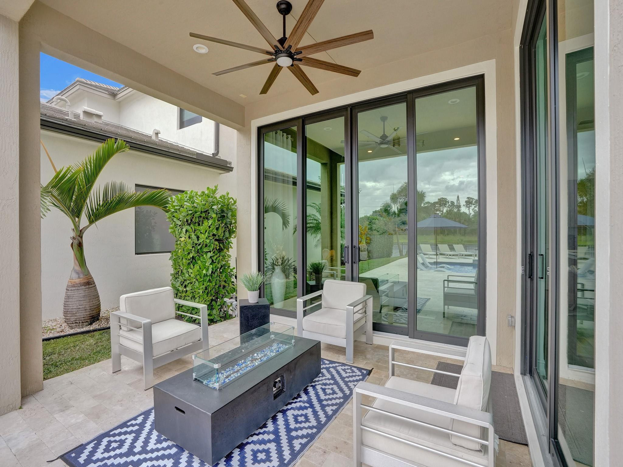 8715 Grand Prix Ln