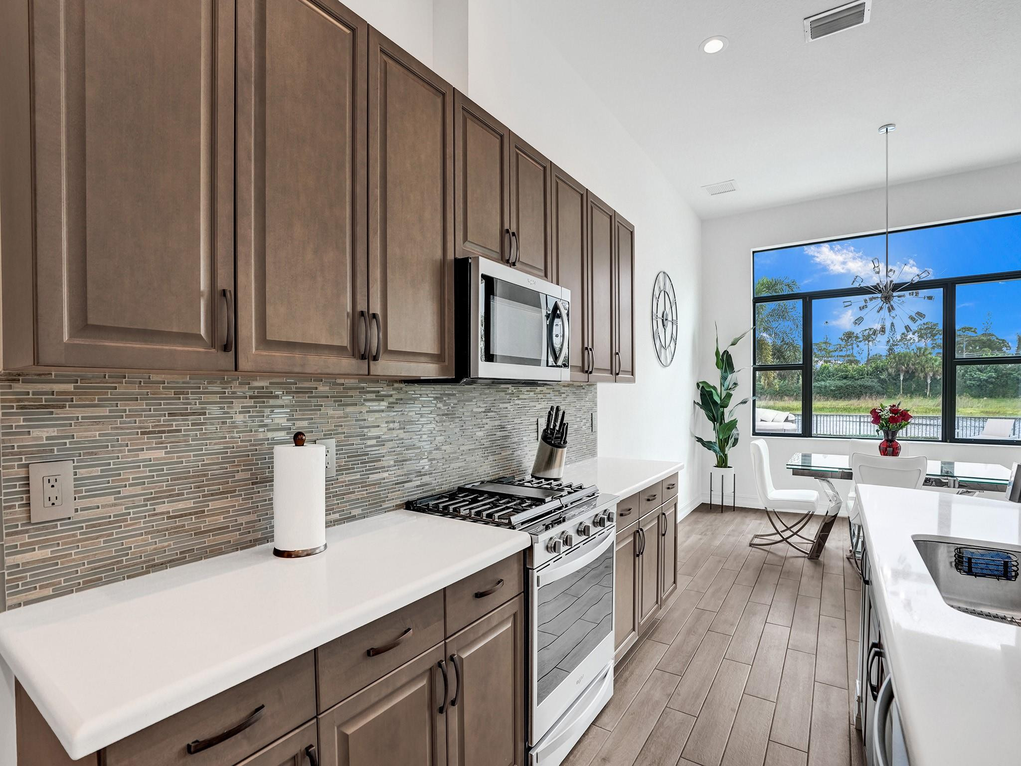 8715 Grand Prix Ln
