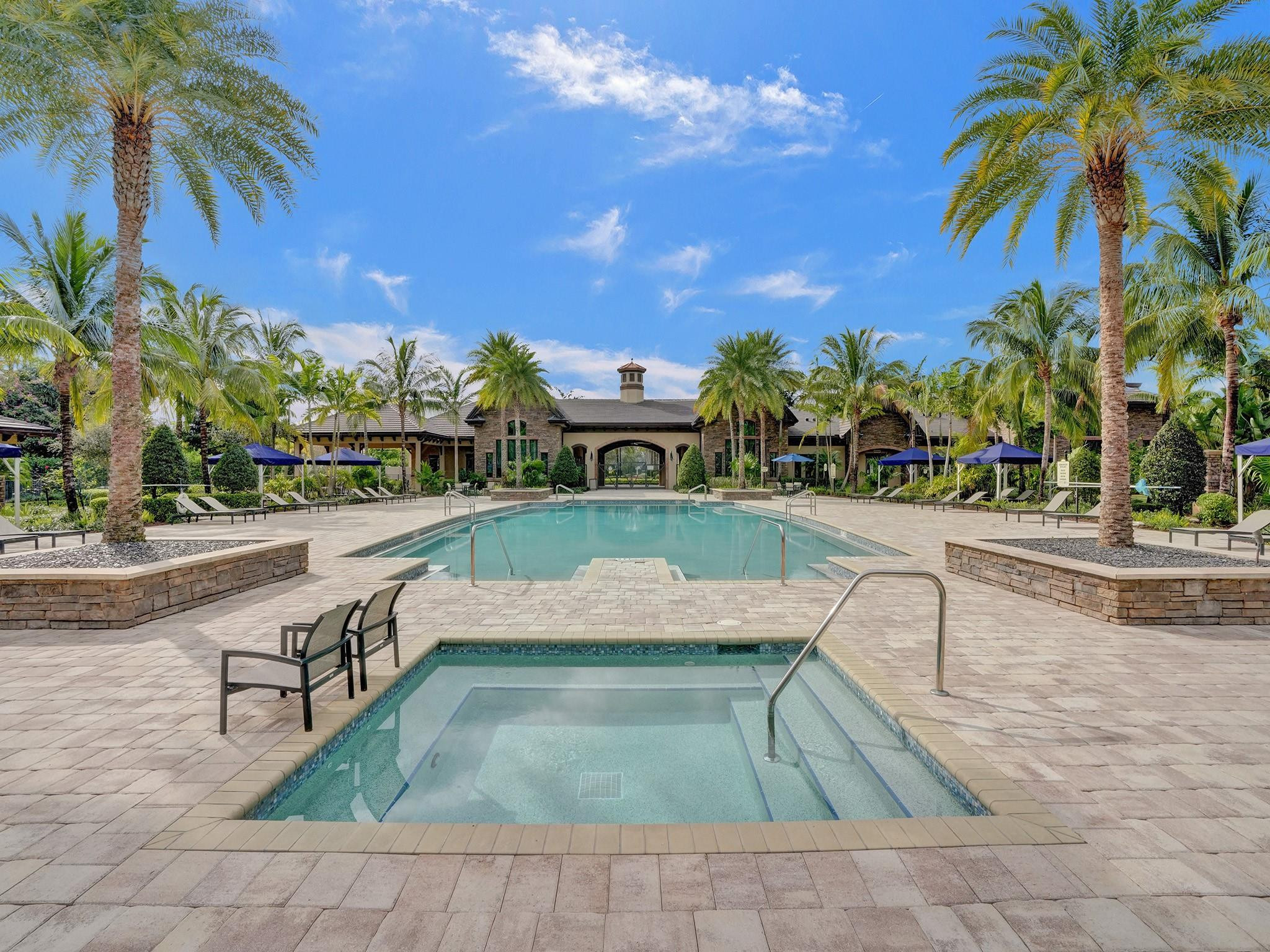 8715 Grand Prix Ln