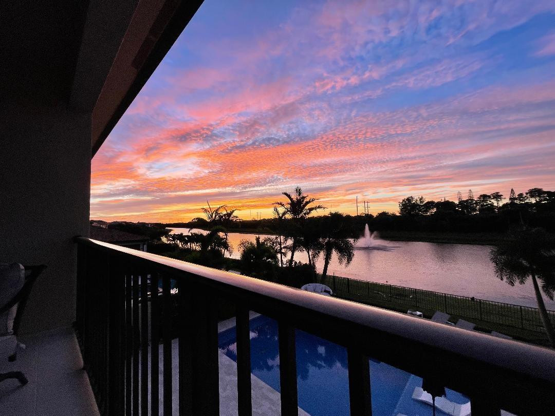 8715 Grand Prix Ln