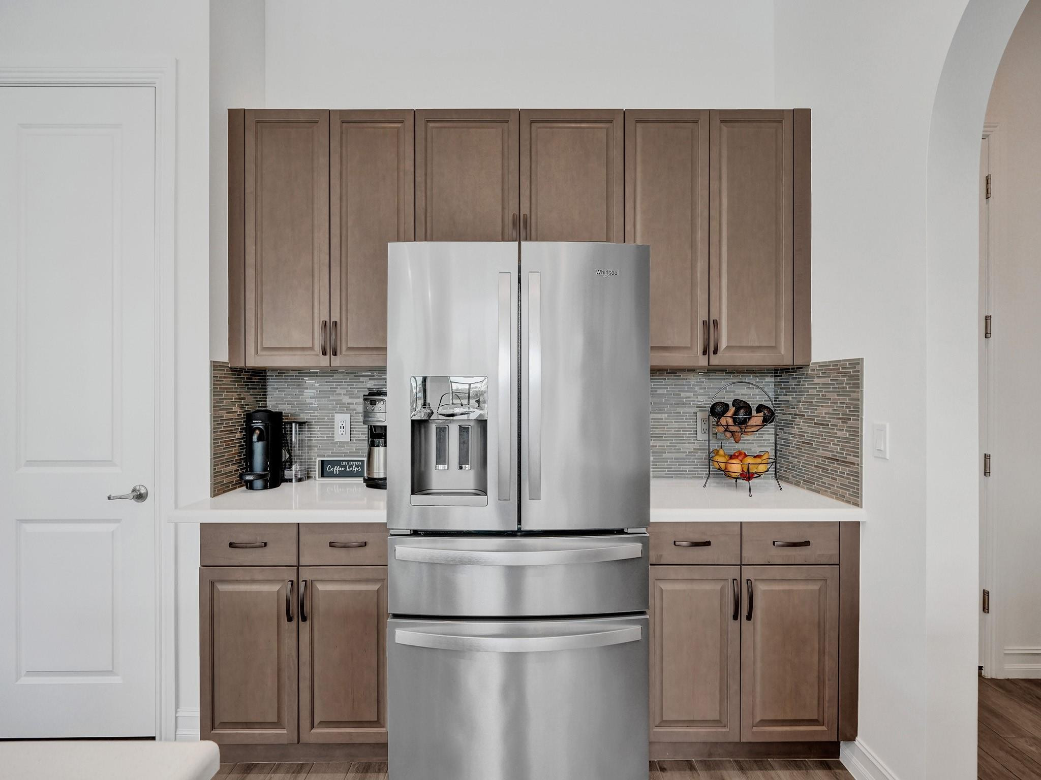 8715 Grand Prix Ln