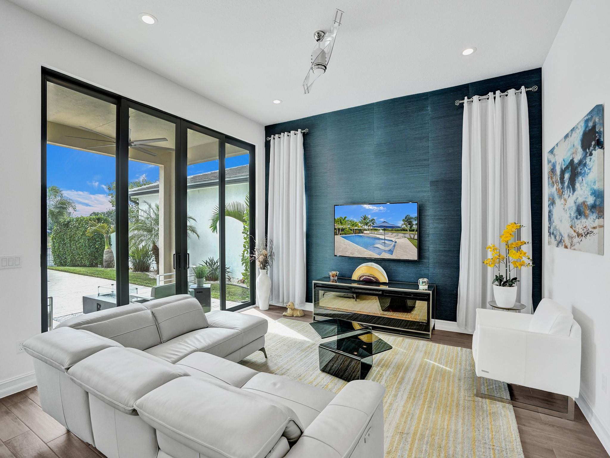8715 Grand Prix Ln
