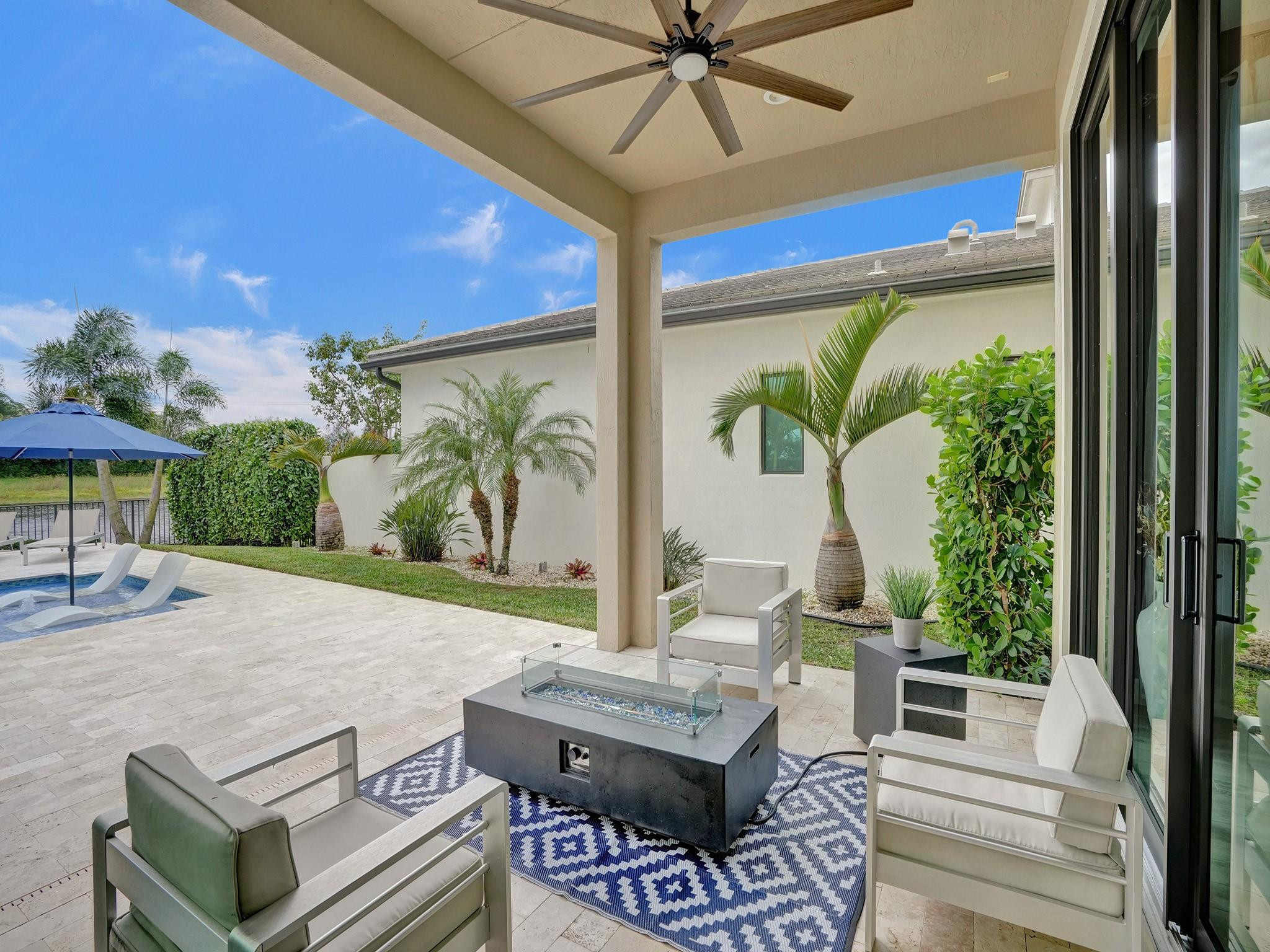 8715 Grand Prix Ln