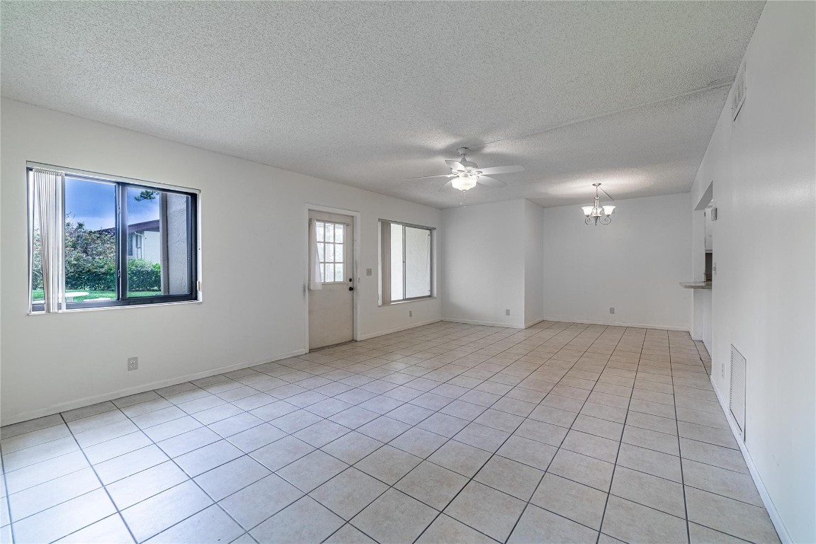 208 Pine Hov Cir B-1