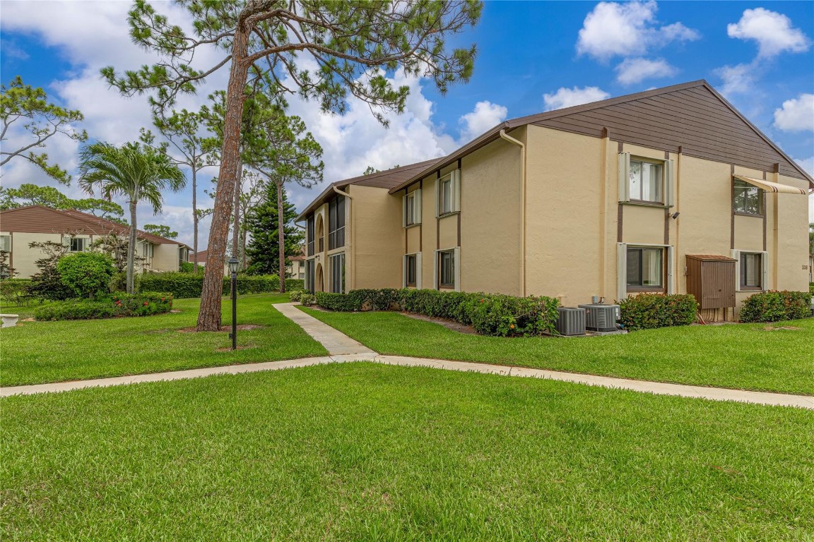 208 Pine Hov Cir B-1