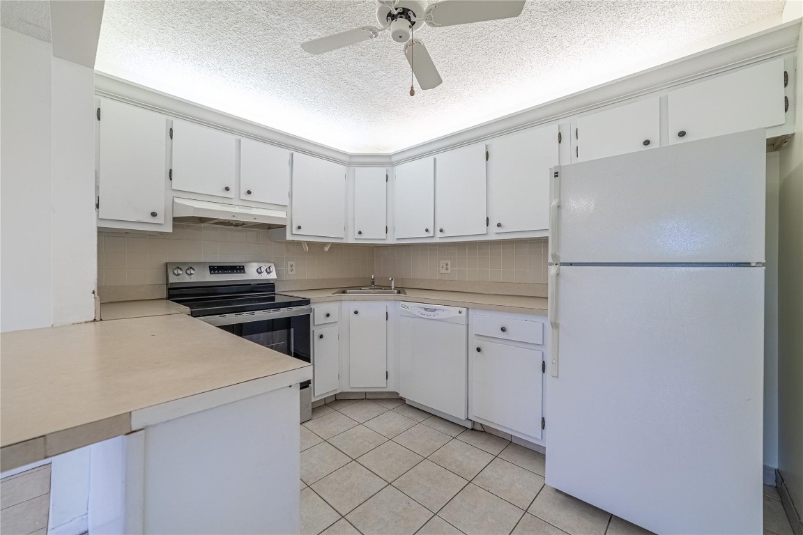 208 Pine Hov Cir B-1