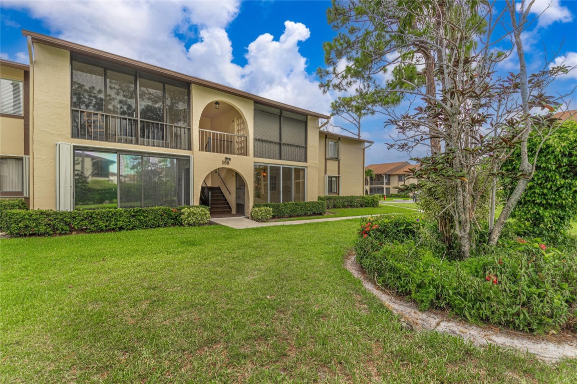 208 Pine Hov Cir B-1