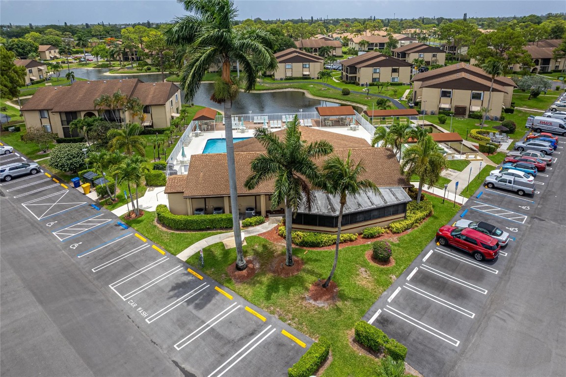 208 Pine Hov Cir B-1