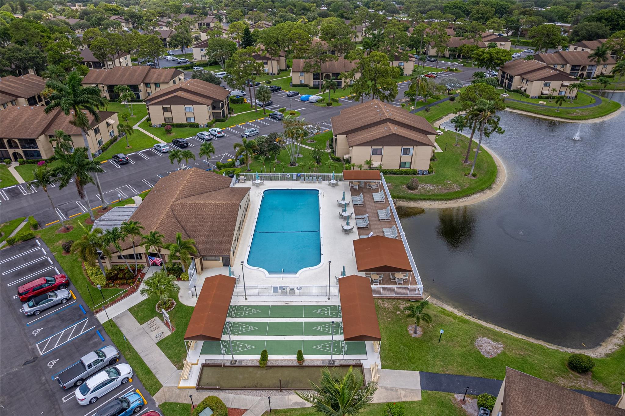 208 Pine Hov Cir B-1