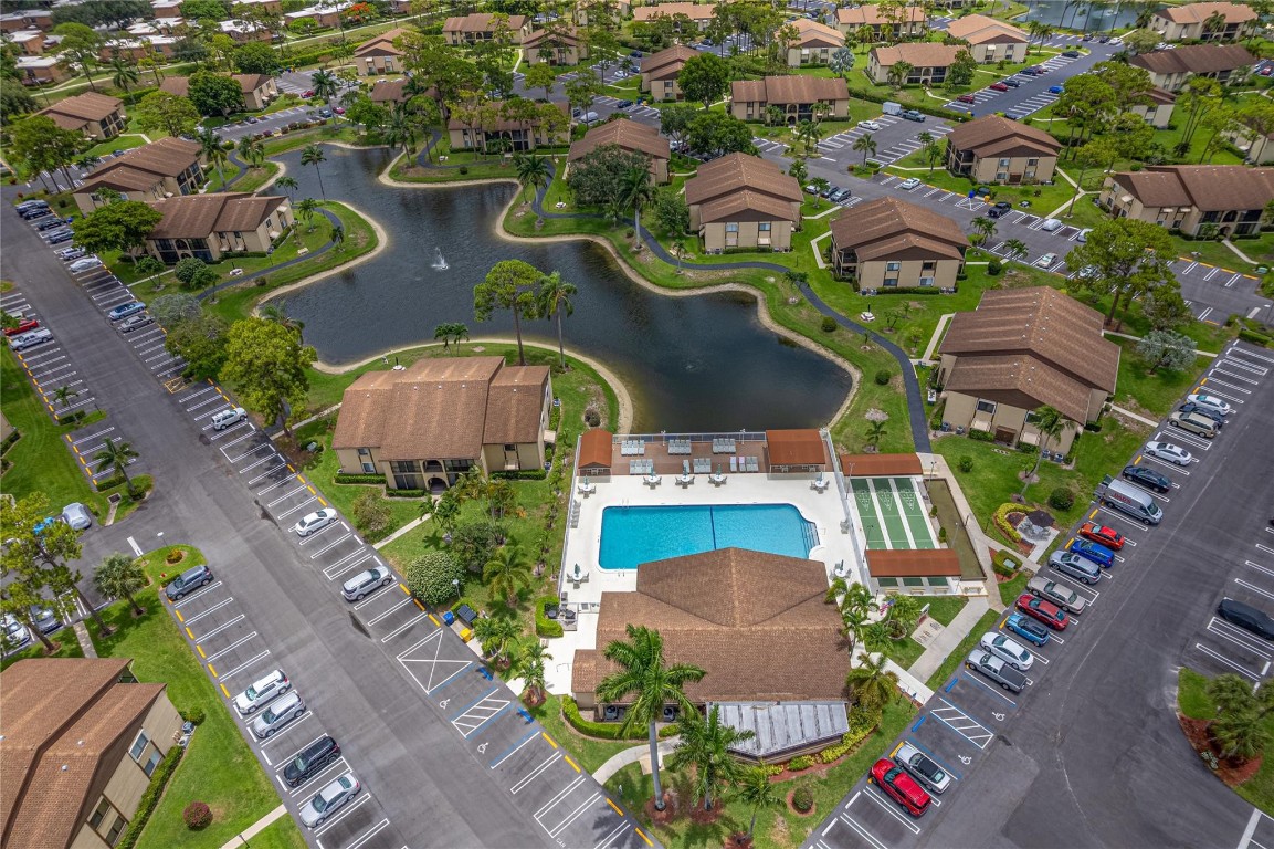 208 Pine Hov Cir B-1