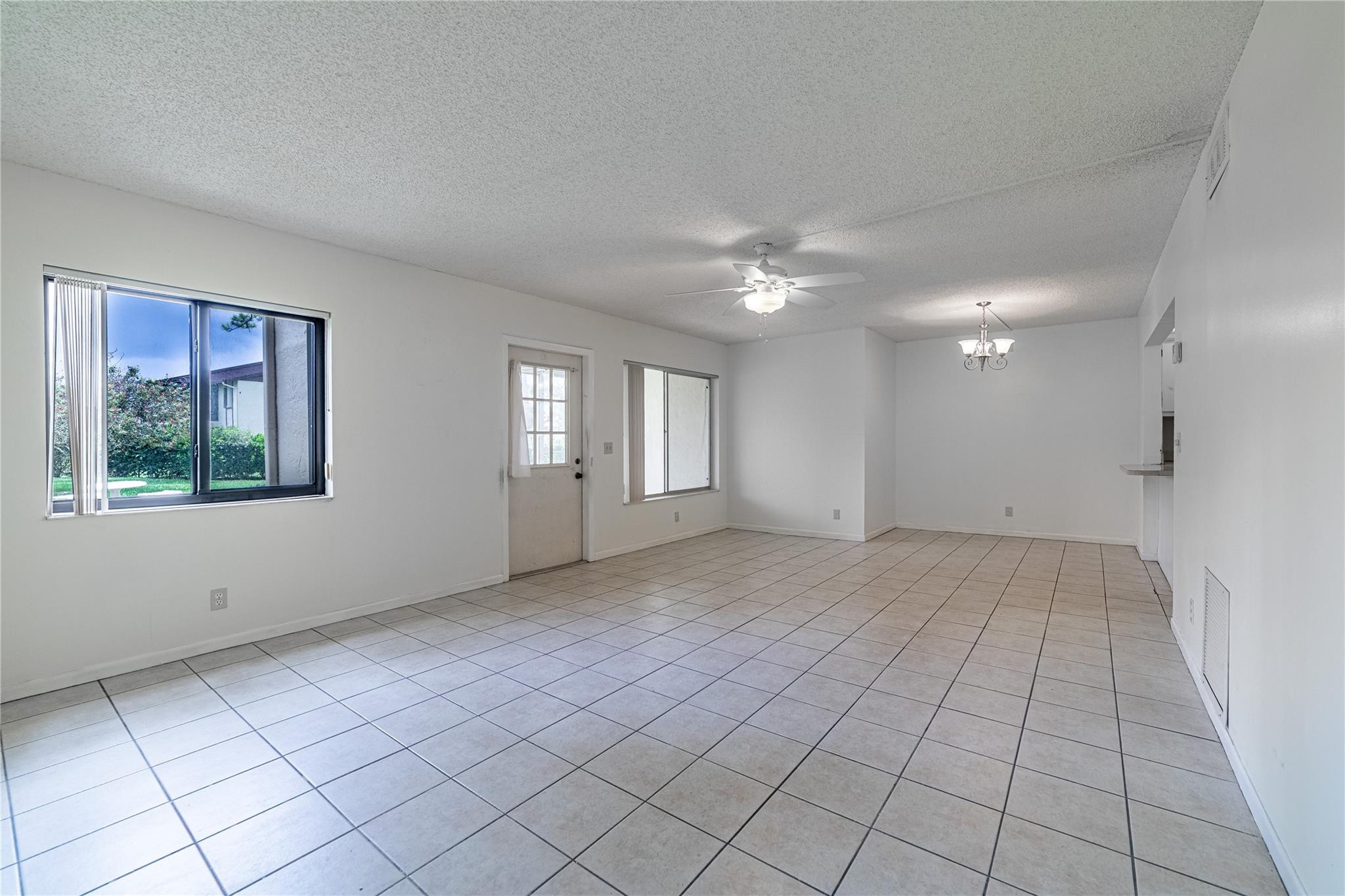 208 Pine Hov Cir B-1