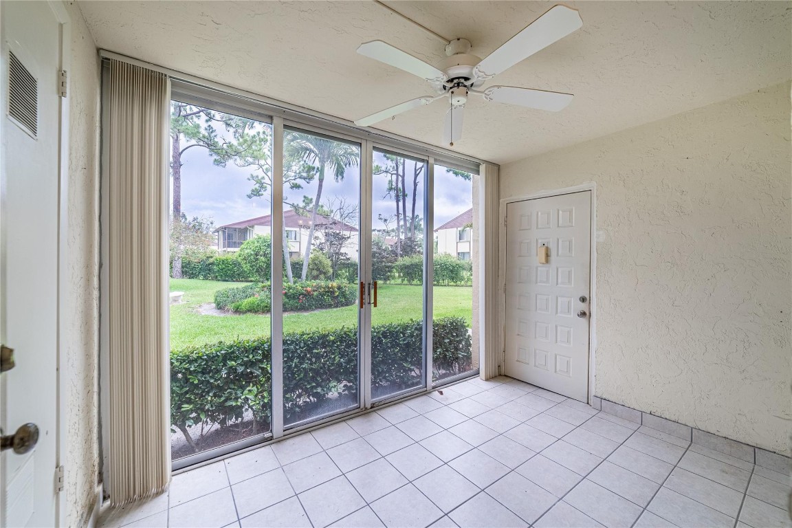 208 Pine Hov Cir B-1