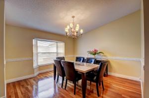 11205 Island Lakes Lane